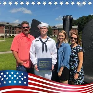 Meet your Posher, Holly